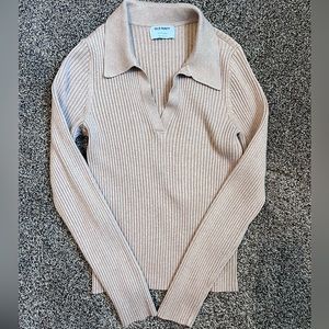 Ribbed collared sweater